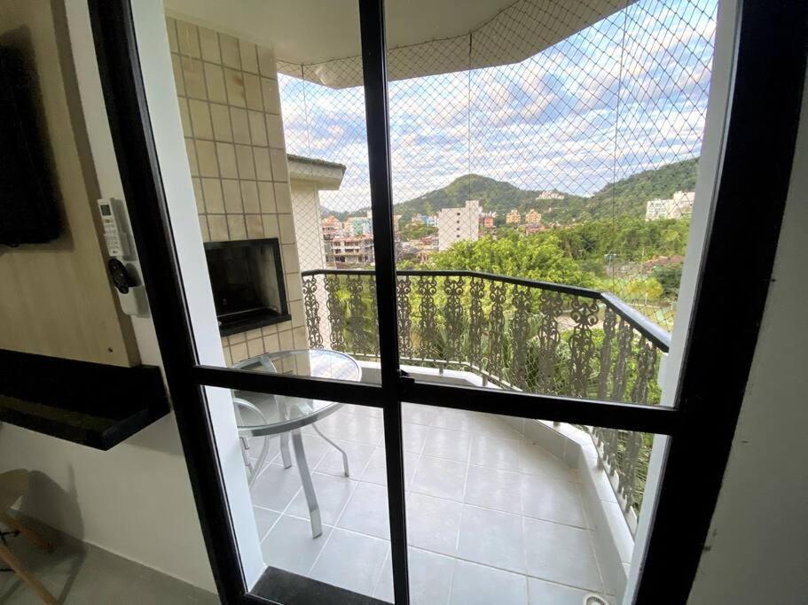 Apto Wembley Tenis 100 Metros Da Ubatuba